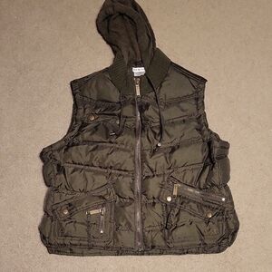 Hooded Puffer Vest